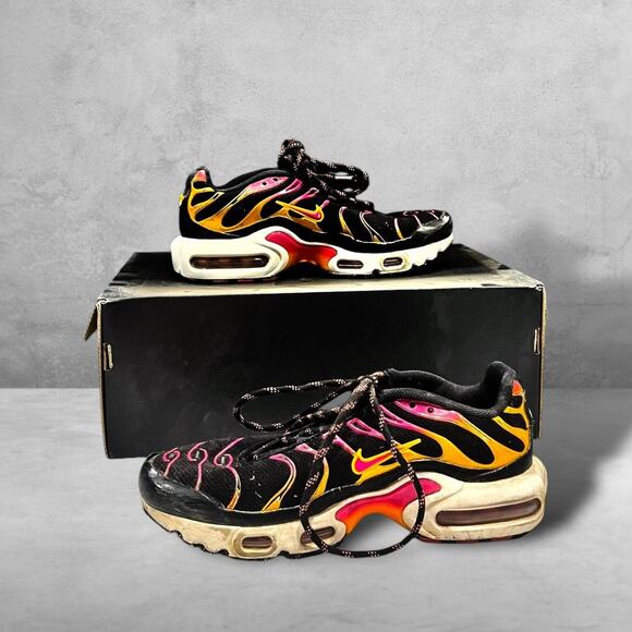 ★ Nike Air Max Plus 'Black Active Pink'  Sneakers ★ - Picture 3 of 9